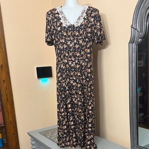 Vintage Jamie Brooke 10 Rayon Floral Lace-Trimmed Dress